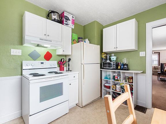 5th image of 1407 N Linden St