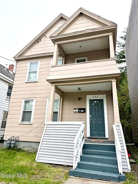 4th image of 884 Yorkston Street