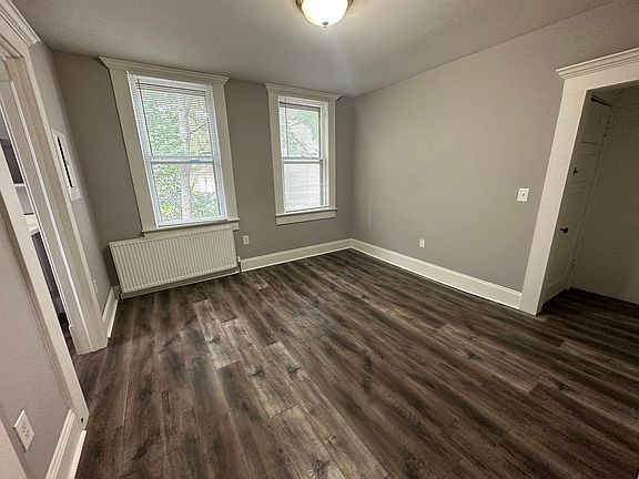 4th image of 403 W Columbia Ave APT 5