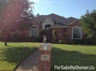 207 Desert Sky Dr, Mc Gregor, TX 76657