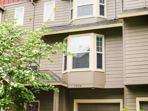 7850 SW Brookline Ln, Tigard, OR 97224