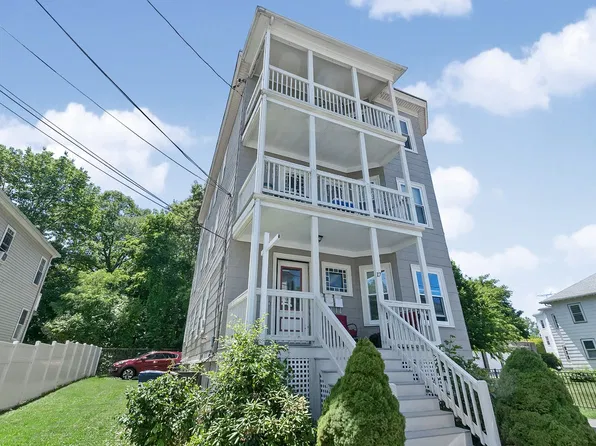 17 Wyvern St #3, Roslindale, MA 02131