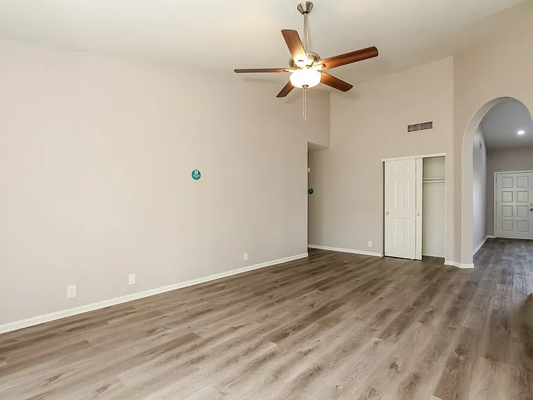 10249 W Orange Dr — Photo 5