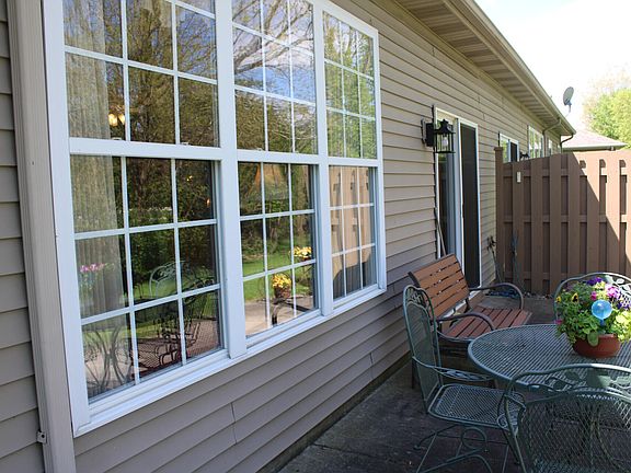 5th image of 1458 Mackinaw Pl