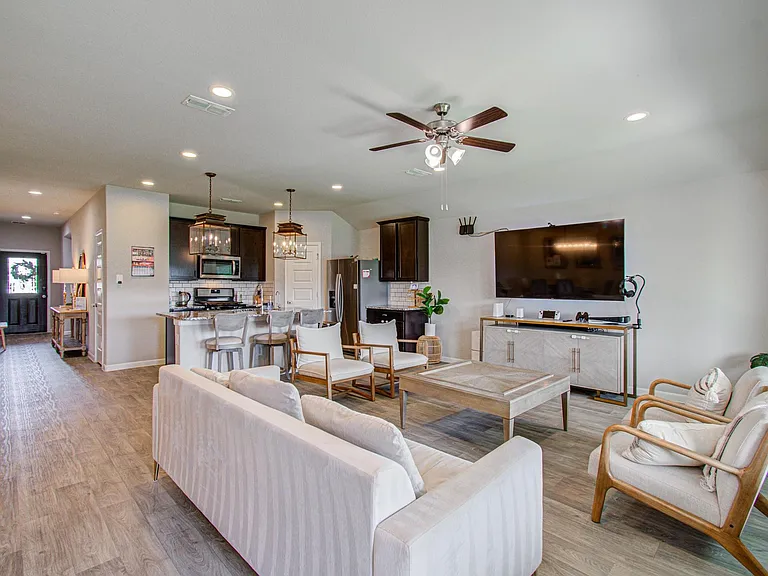 3742 Canyon Shore Ln — Photo 7