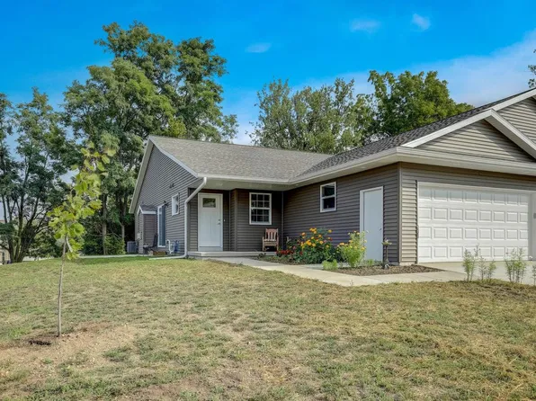238 West Thomas Street, Poynette, WI 53955