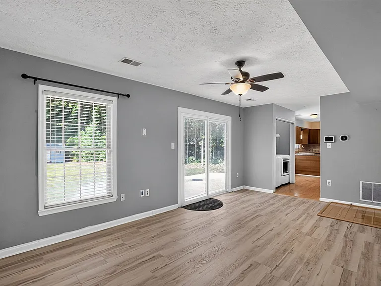3758 Tarrington Pl — Photo 3
