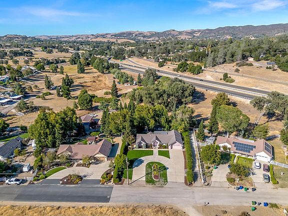 4th image of 13030 Atascadero Rd