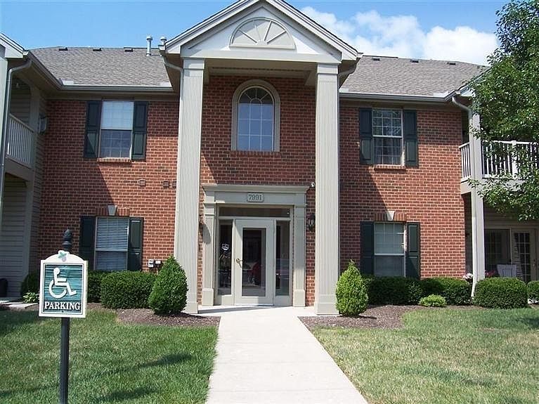 1st image of 7991 Pinnacle Point Dr APT 102