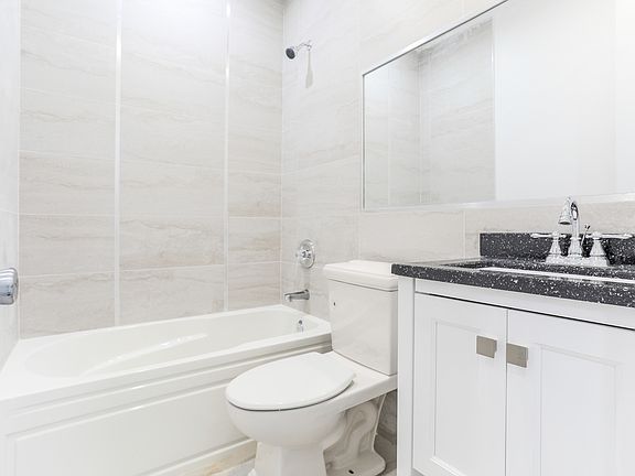 3rd image of 167 Starr St APT 4R