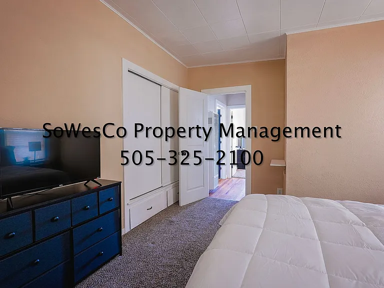 1011 N Monterey Ave — Photo 11