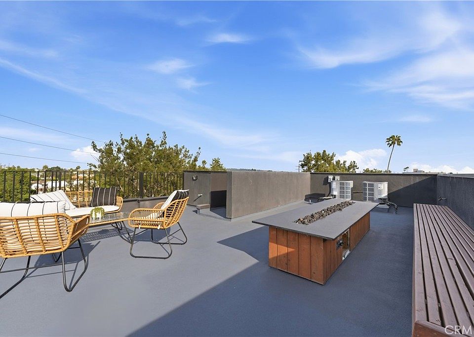 1st image of 3601 McLaughlin Ave