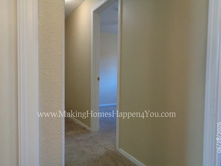 260 SW Oregon Trail Dr — Photo 26