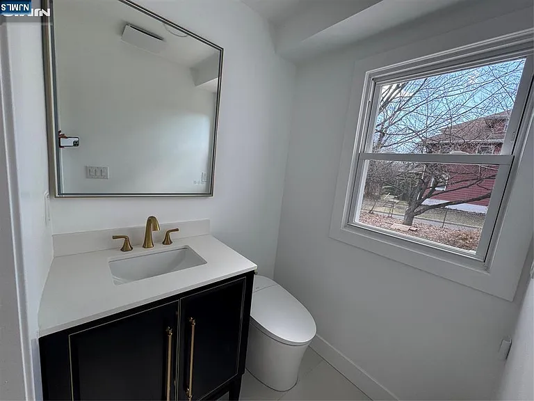 8 Dohrman Ave — Photo 9