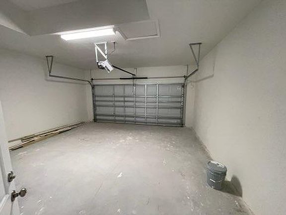 2nd image of 420 Hallmark Ave