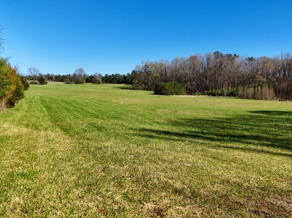 40 Meadow Trl, Social Circle, GA 30025