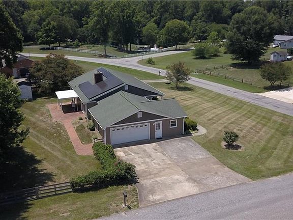 3rd image of 162 Rockford Rd