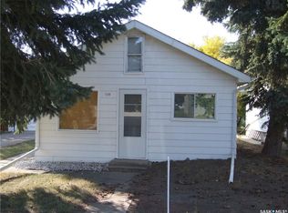 118 2nd STREET W, Leader, SK S0N 1H0