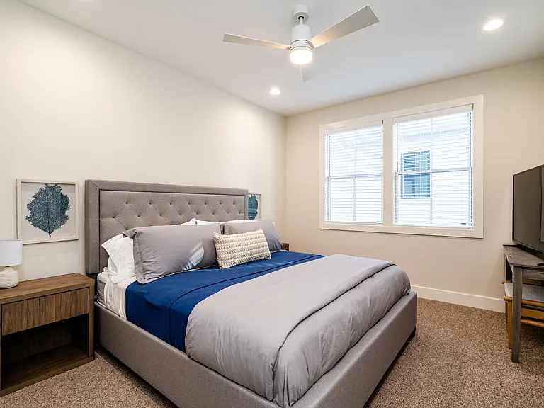 269 Waters Edge Dr — Photo 18