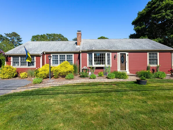 128 South Sea Avenue, West Yarmouth, MA 02673