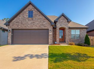 218 Kanis Ridge Dr, Little Rock, AR 72223