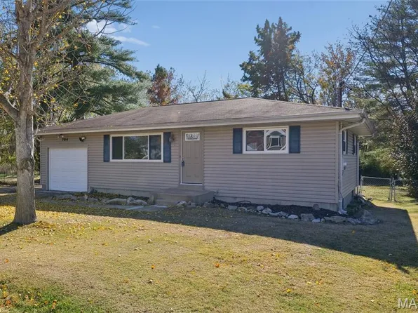 704 Idaho Dr, Arnold, MO 63010