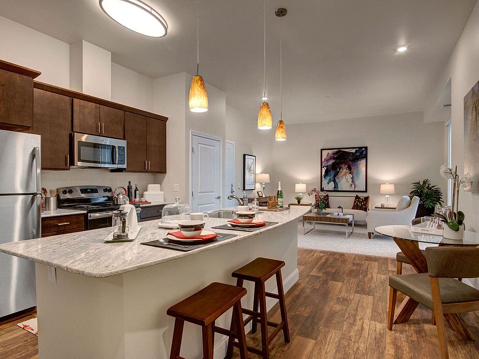 4800 Excelsior Open Concept Living