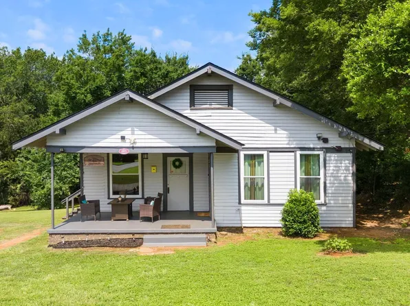 605 Sheridan St, Jacksonville, TX 75766