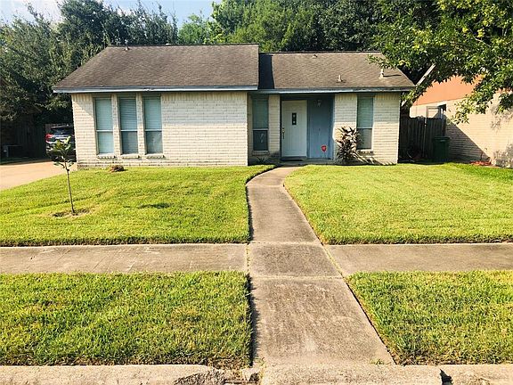 3rd image of 2903 Pineswept Dr