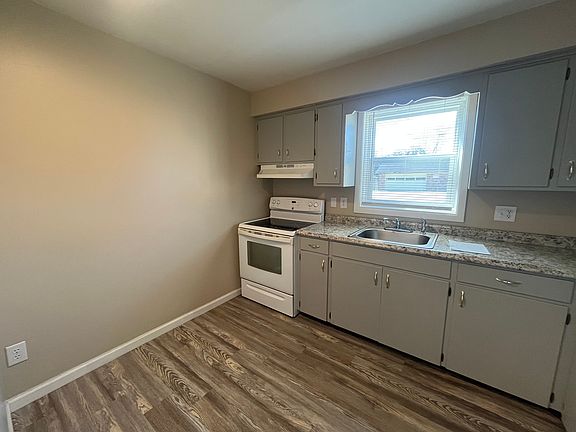 4th image of 958 Beiner Pl NE APT 3