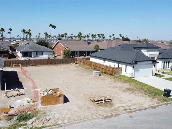 704 La Laguna Rd, Mission, TX 78572