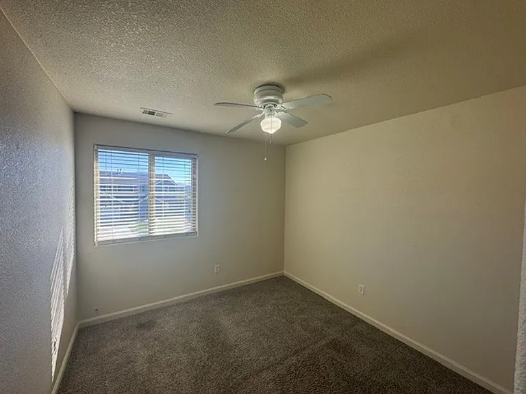 207 Harkin Cir — Photo 12