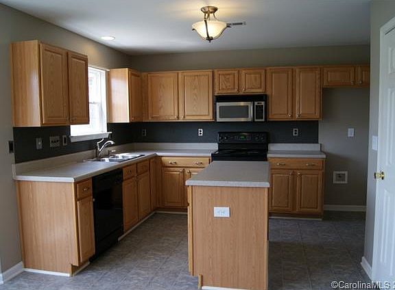 5th image of 4502 New House Dr