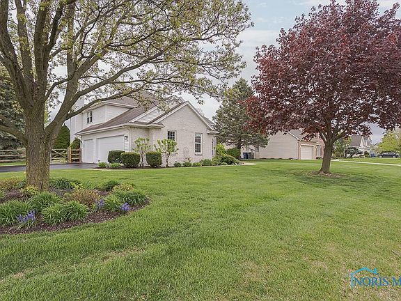 4th image of 26494 Laurel Ln