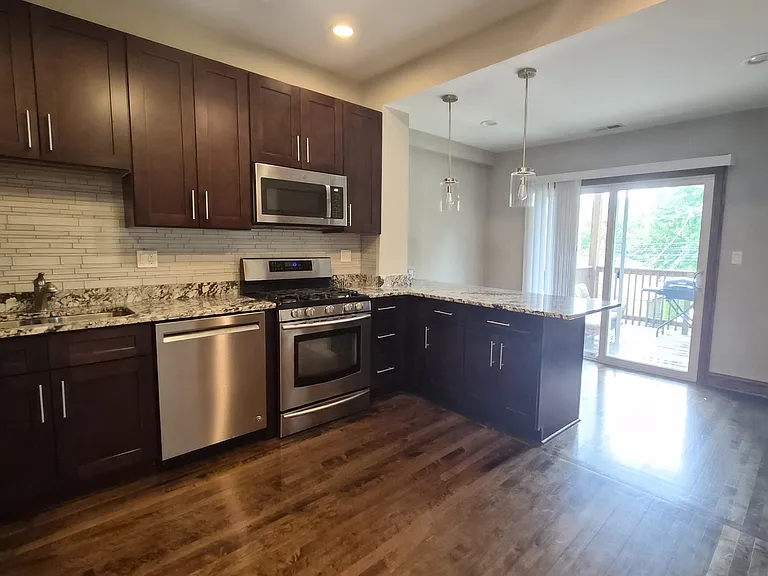 3238 N Hamlin Ave #2 — Photo 2