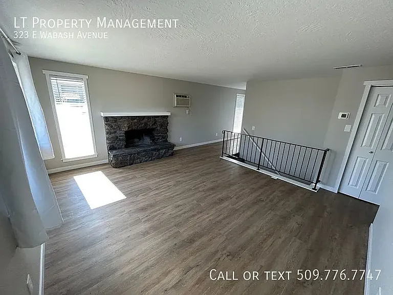 323 East Wabash Avenue — Photo 2
