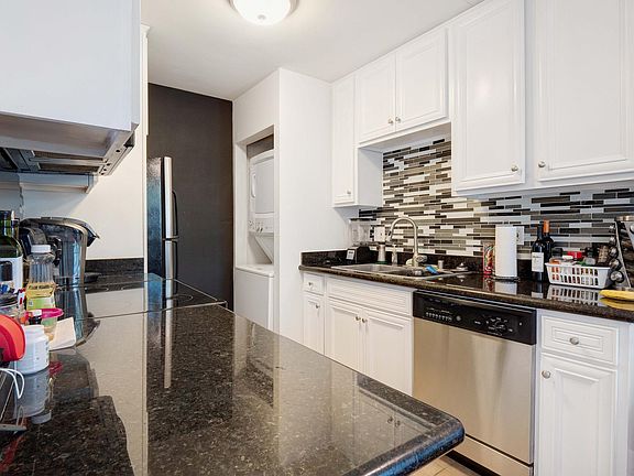 5th image of 4386 Idaho St Unit 3