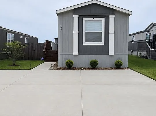 3 Car Driveway