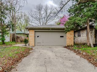 5017 E 14th St, Indianapolis, IN 46201