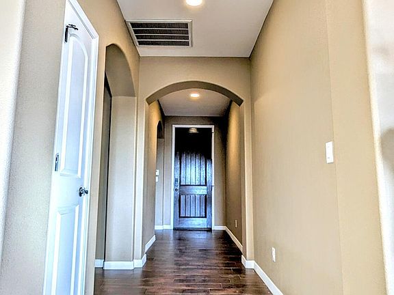 5th image of 1645 Land Rush St