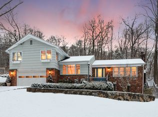 481 Quaker Rd, Chappaqua, NY 10514