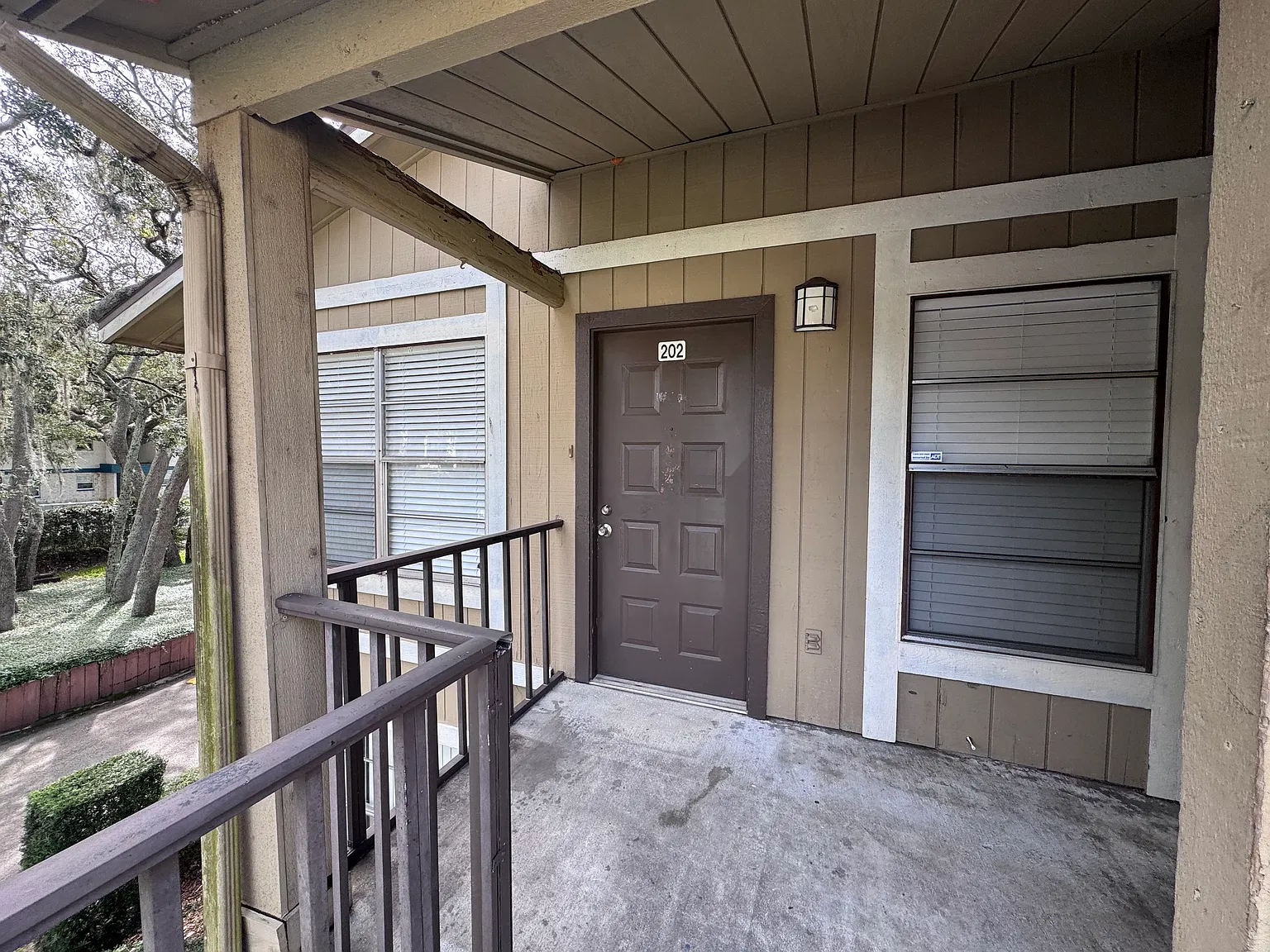 2 bed, 912 sqft, $1,500 — Photo 1