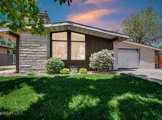 5250 Delaware St, Gary, IN 46410