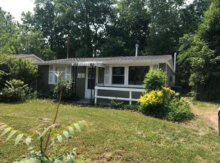 2413 Fielding Dr, Lansing, MI 48911