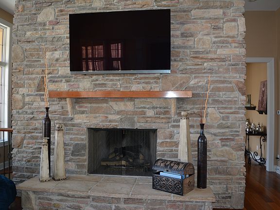 Gas fireplace