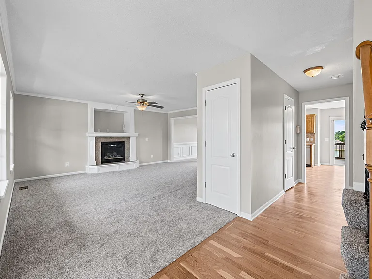 8947 NE 116th Ter — Photo 31