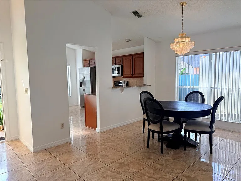 1025 Brynlor Ln — Photo 12