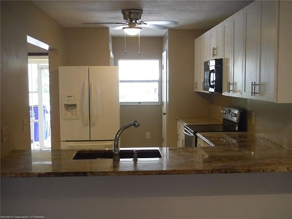 4th image of 145 Blue Moon Ave