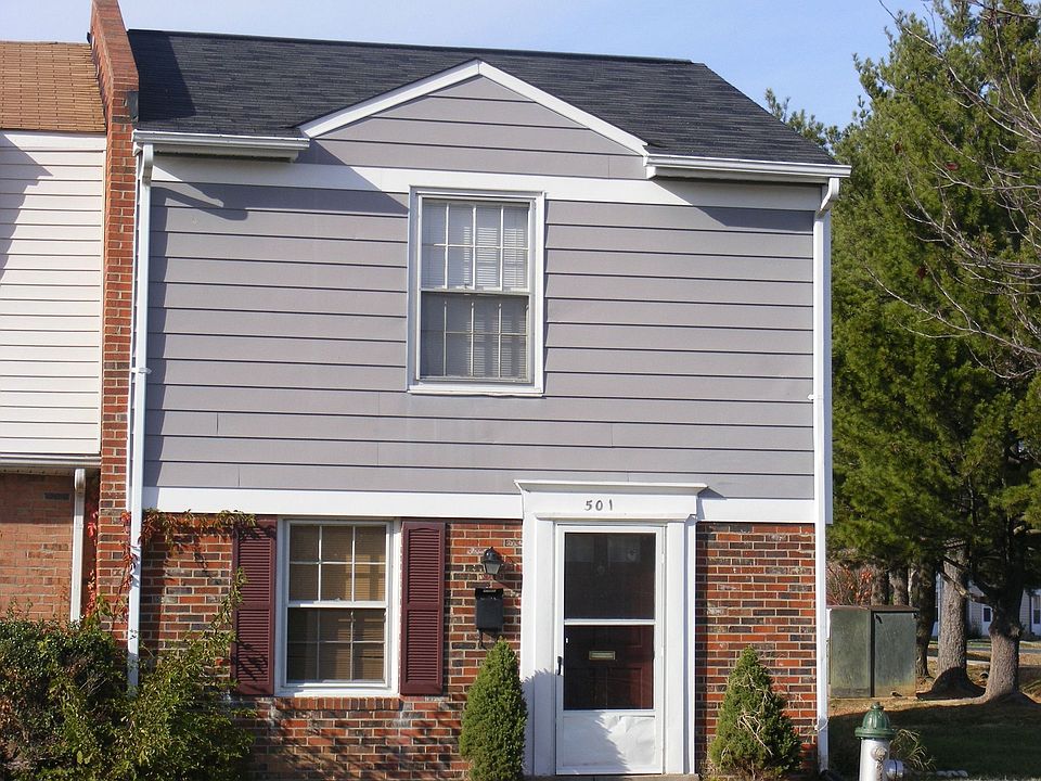 1st image of 501 Harris Ct
