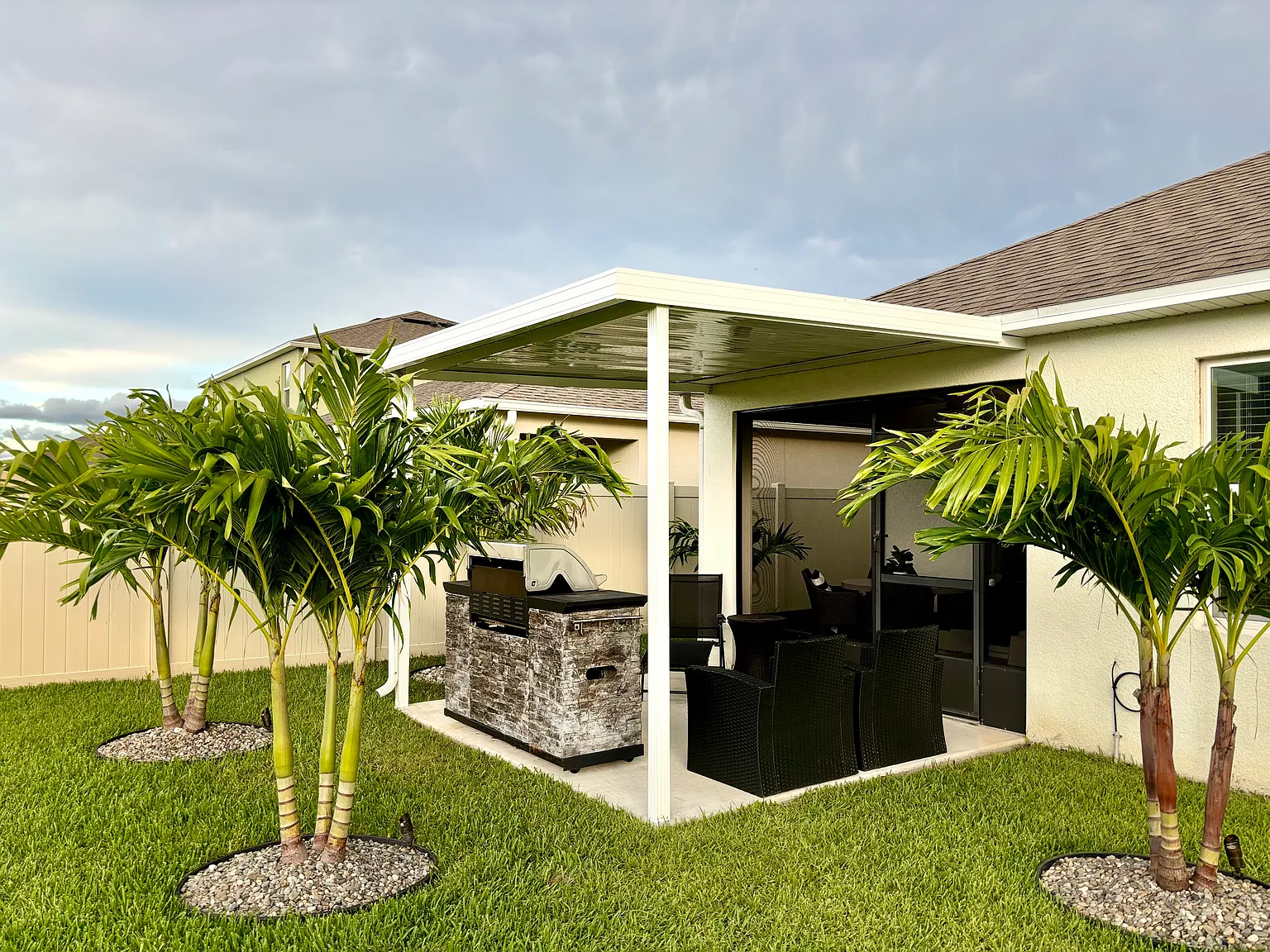 4162 Looking Glass Pl — Photo 2